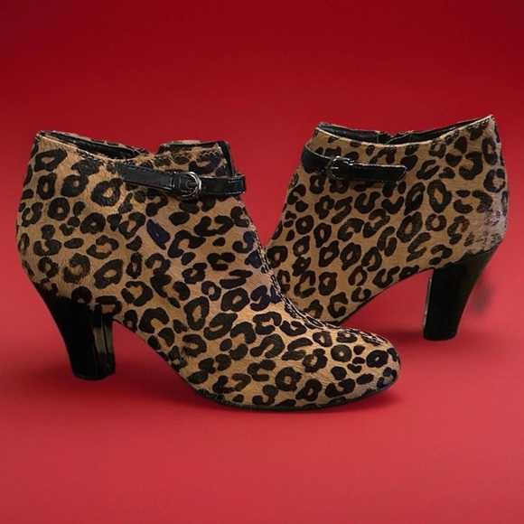 AEROSOLES Shoes - Vintage Luxury Aerosoles Women's Leopard Print Calf Ankle Boots Size 8 Gorgeous